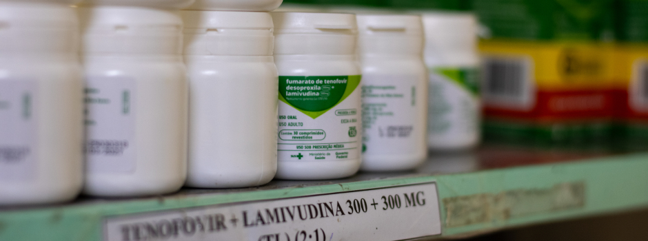 2025.11.26__Carol_Souza__Combate_a_Aids-4_(1)corte 2025.11.26__Carol_Souza__Combate_a_Aids-4_(1)corte