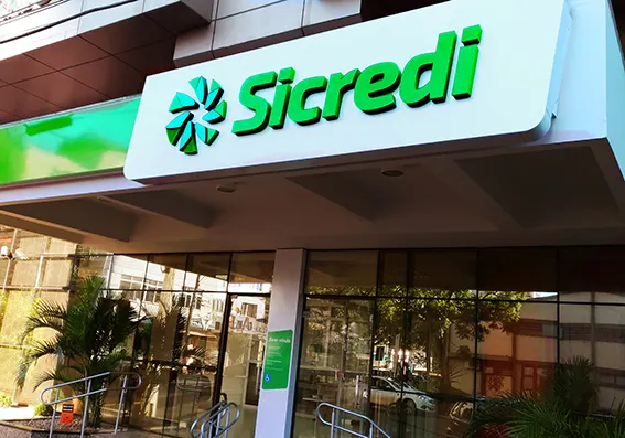 ezgif-2144e193bed7f3c7