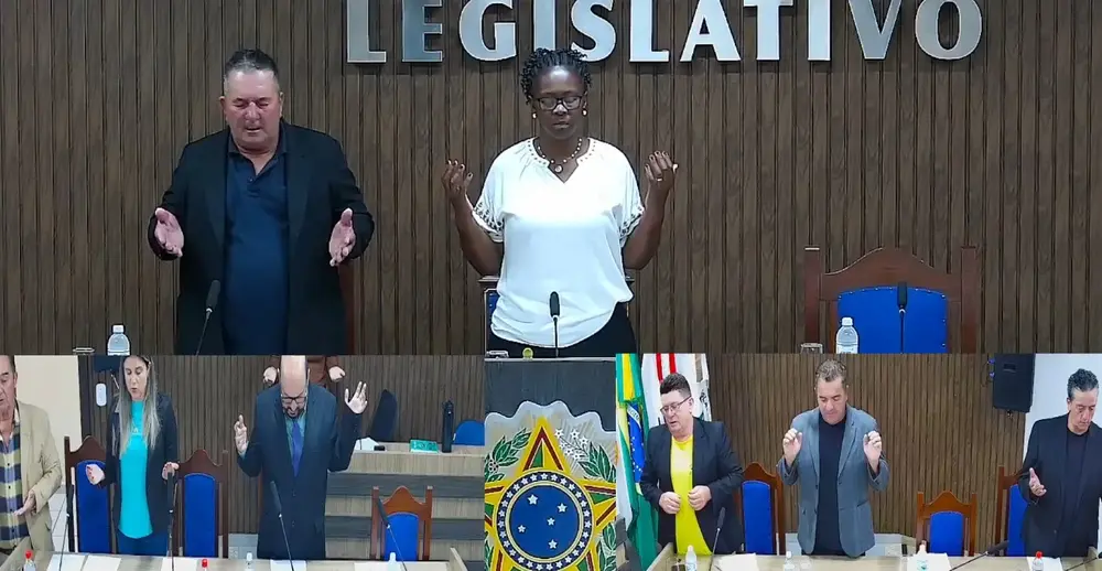 ezgif-59add71d41b109ad