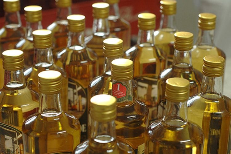 Produção de cachaça ganha reforço