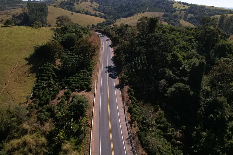 estrada-rodovia-2ced29756efd20b4