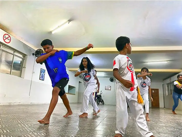 ezgif-23963629d93b5832