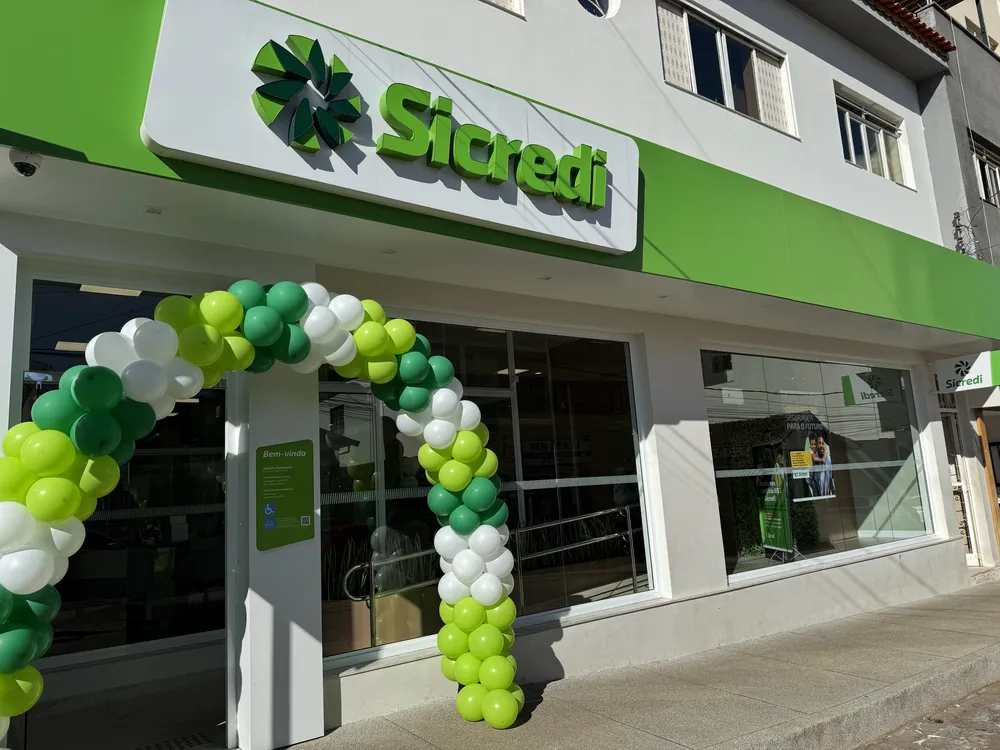 Sicredi celebra um ano em Alpinópolis com foco no desenvolvimento da comunidade