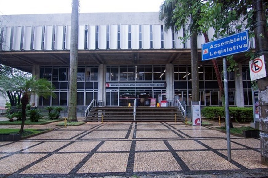 68 deputados estaduais buscam a reeleição 68 deputados estaduais buscam a reeleição