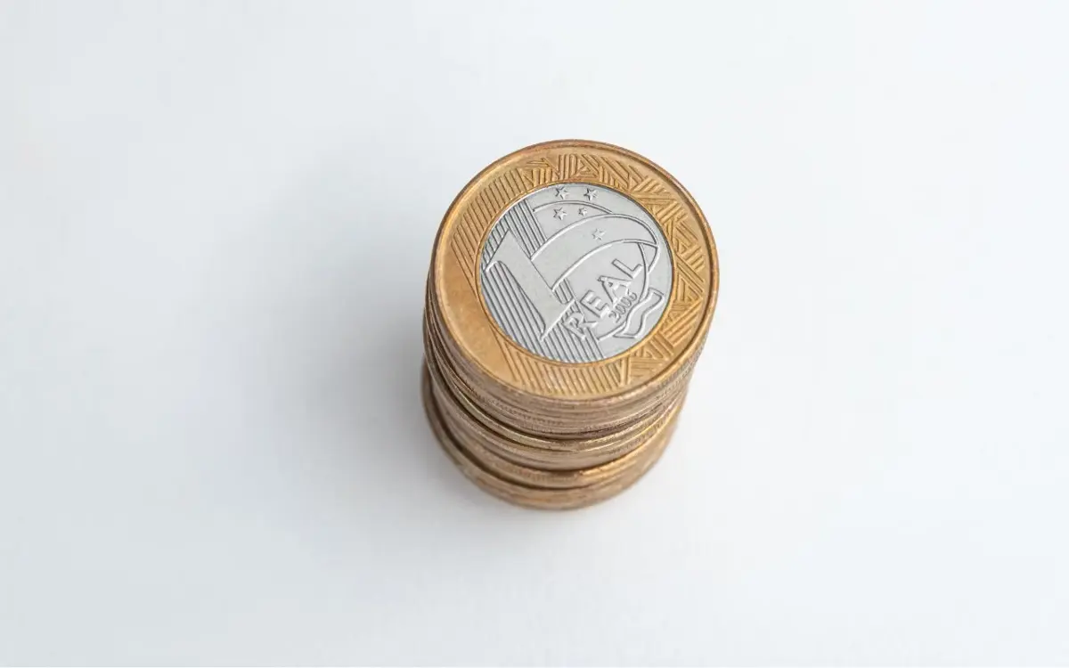 dinheiro-moedas-4a3b768778f86fcb