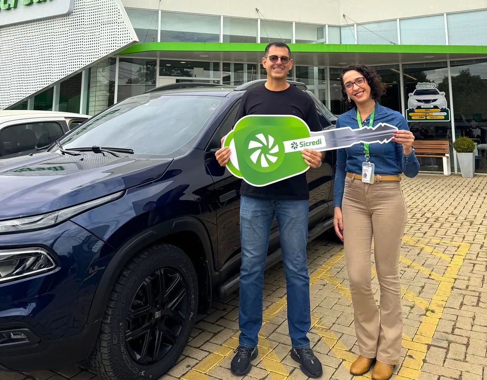 Ao comprar seu carro, André Luiz Sandi encontrou a união da tecnologia com a segurança. Ao comprar seu carro, André Luiz Sandi encontrou a união da tecnologia com a segurança.