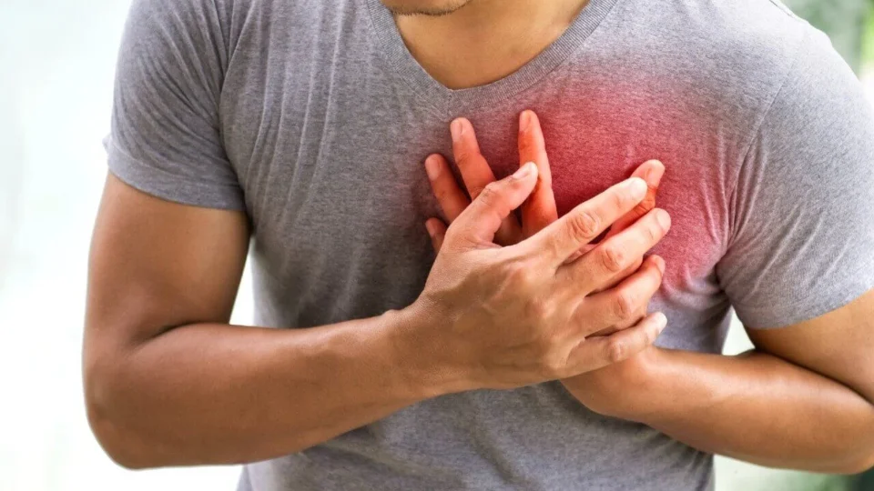 Sinais-de-ataque-cardiaco-960x540 Sinais-de-ataque-cardiaco-960x540