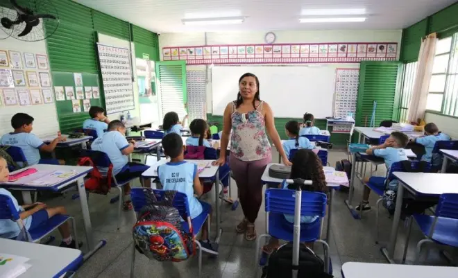 pofessores-escola-45678 pofessores-escola-45678