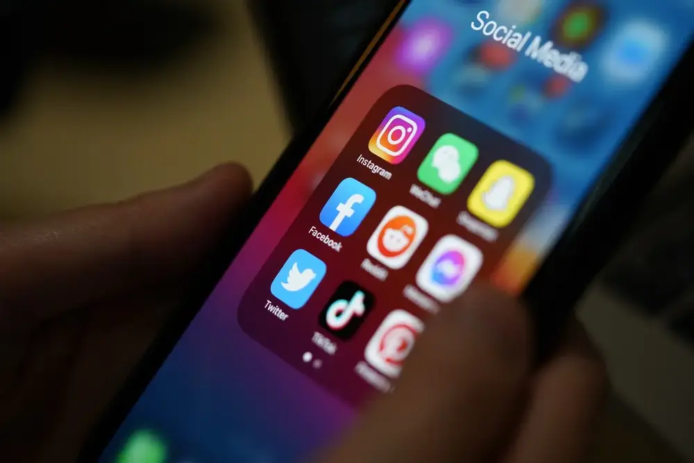 redes-sociais-6913c851c9a02fc8 redes-sociais-6913c851c9a02fc8