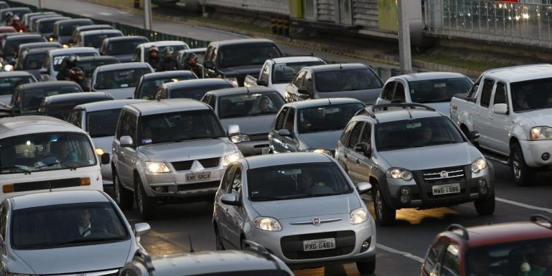 transito-carros-532