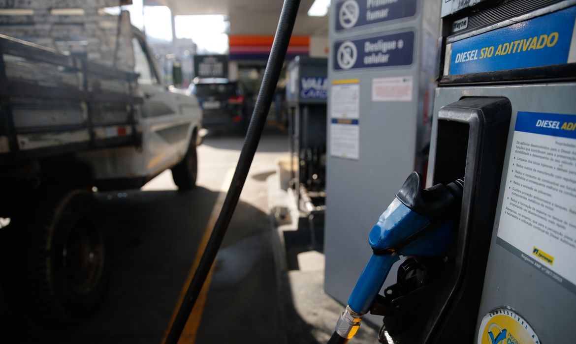 diesel_combustivel_ffraz_abr2405182855_1