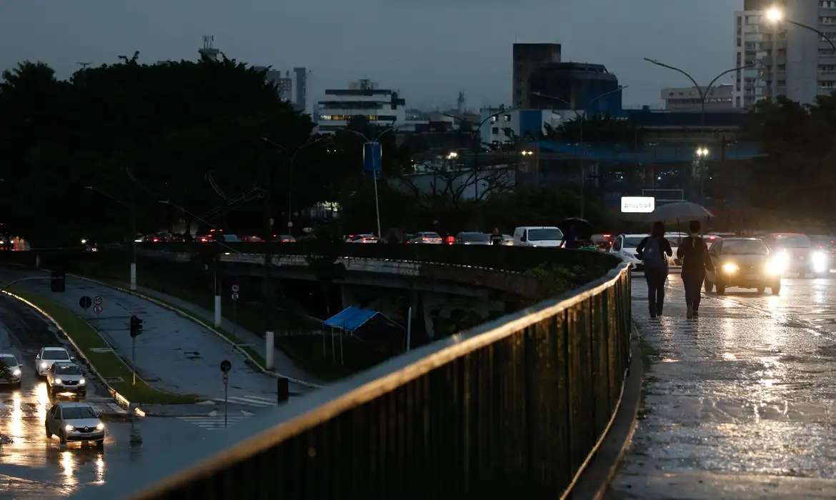 chuva_mg_9241_0 chuva_mg_9241_0